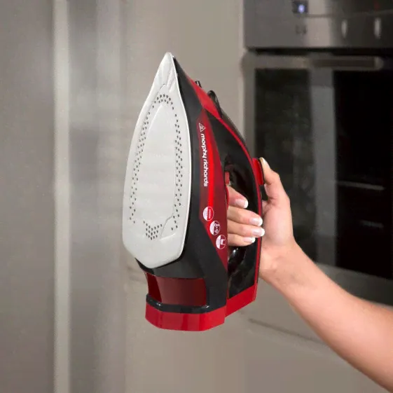 Утюг Morphy Richards 303250-1